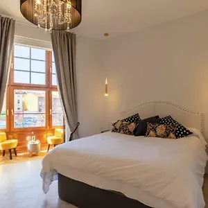 cozy-renovated-dowtown-by-bilbaoguest.bilbaohotelsspain.com/